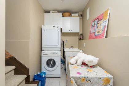 Garage Interior Photo of 36 E 54 Avenue, Vancouver, BC