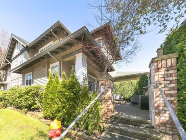 Laundry Room Photo of 31 5650 Hampton Place, Vancouver, BC