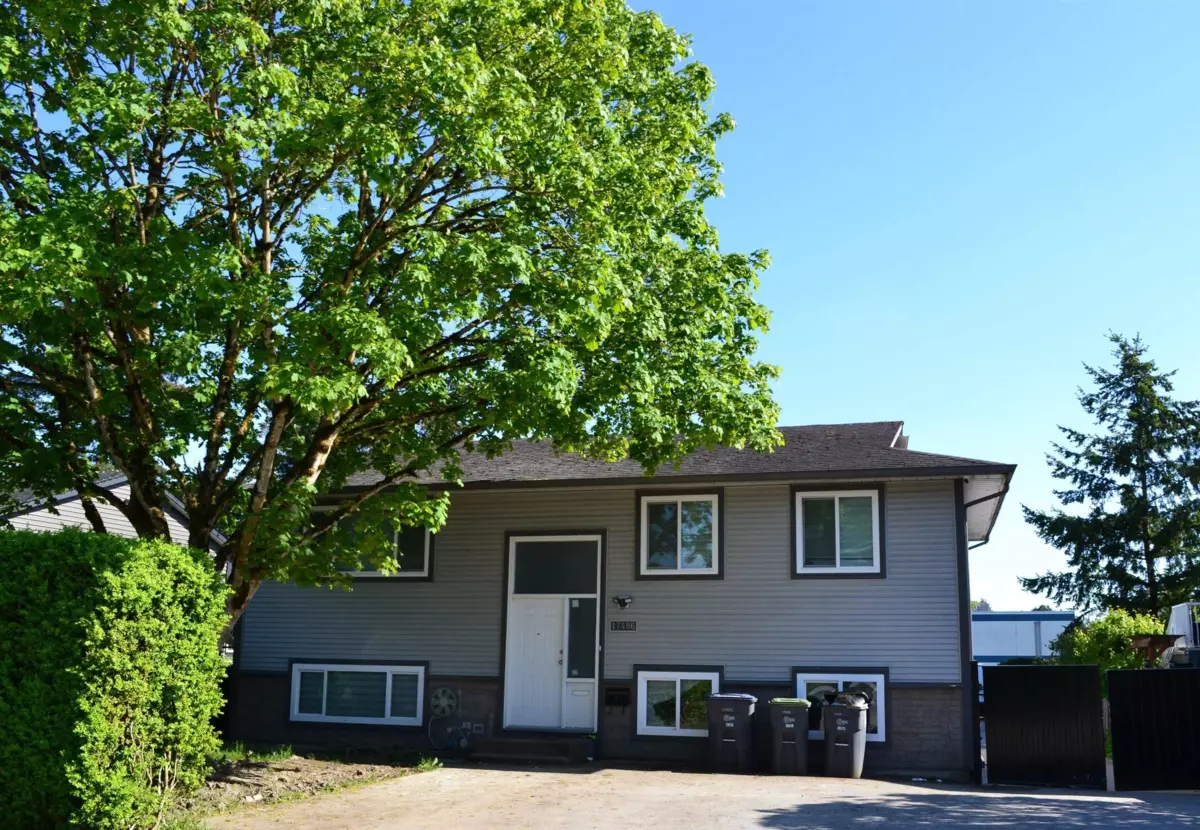 Family Room Photo of 17486 61a Avenue, Surrey, BC