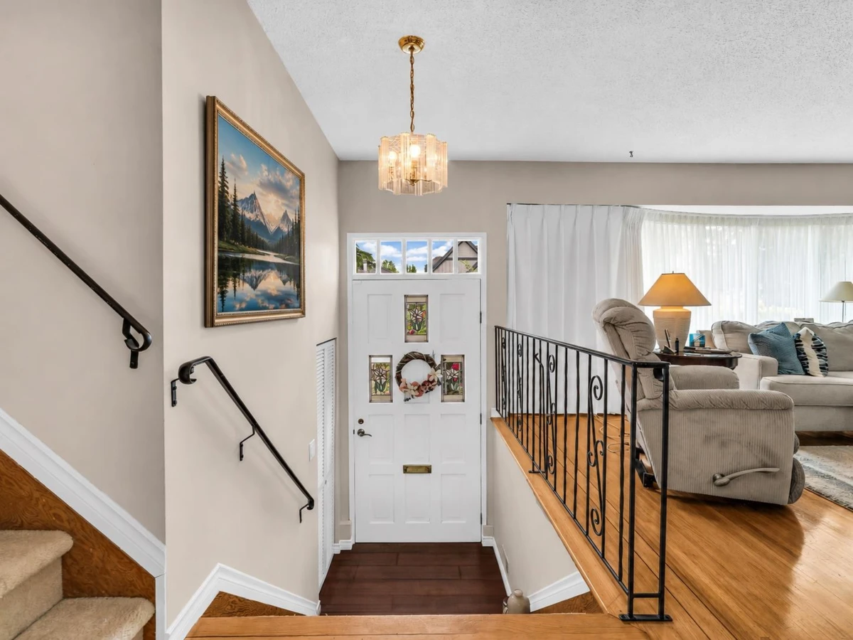 Living Room Photo of 3591 Francis Road, Richmond, BC