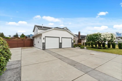 6914 Gleneden Street, Chilliwack, BC, Chilliwack — Single Family Residence for sale