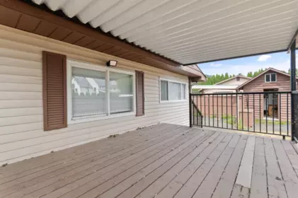 Staircase Photo of 7526 Lickman Road, Sardis - Greendale, BC