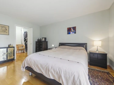 Bedroom 3 Photo of 508 1508 Mariner Walk, Vancouver, BC