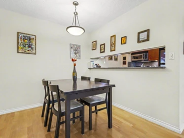 Kitchen Island Photo of 508 1508 Mariner Walk, Vancouver, BC