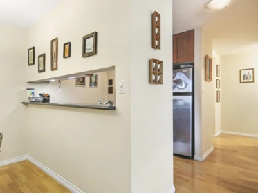 Kitchen Photo of 508 1508 Mariner Walk, Vancouver, BC