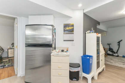 Basement Recreation Room Photo of 32530 Fraser Crescent, Mission, BC
