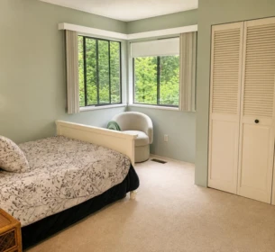 Office / Den Photo of 1498 Chamberlain Drive, North Vancouver, BC