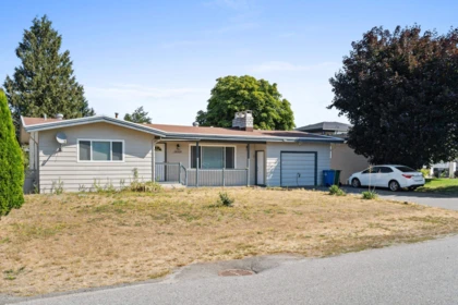 Fitness Center Photo Near 31919 Royal Crescent, Abbotsford, BC