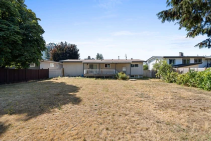 Garden / Landscaping Photo of 31919 Royal Crescent, Abbotsford, BC