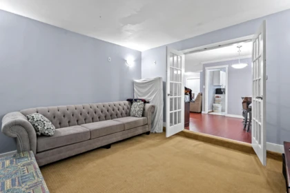 Walk-In Closet Photo of 31919 Royal Crescent, Abbotsford, BC