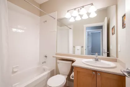 Mudroom Photo of 3 15425 Rosemary Heights Crescent, Surrey, BC