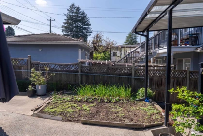 Outdoor Deck Photo of 2576 E 27th Avenue, Vancouver, BC