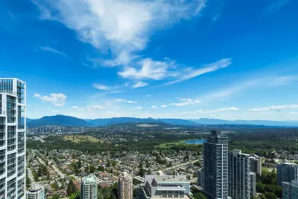 Hot Tub / Spa Photo of 2506 4670 Assembly Way, Burnaby, BC