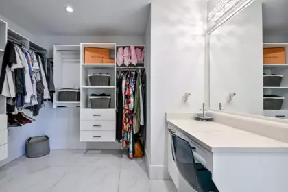 Guest Bathroom Photo of 23066 135 Avenue, Maple Ridge, BC