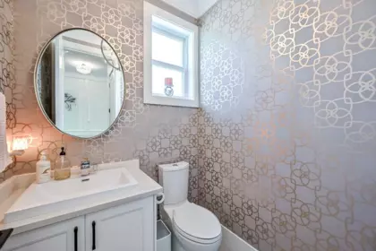 Primary Bathroom Photo of 23066 135 Avenue, Maple Ridge, BC