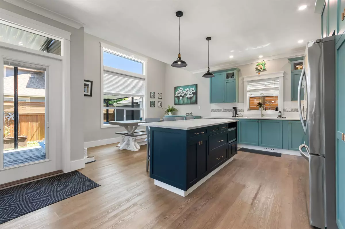 Dining Area Photo of 10 46128 Riverside Drive, Chilliwack, BC