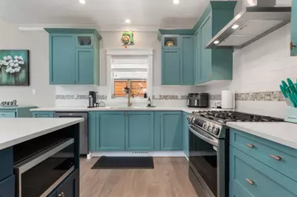 Kitchen Photo of 10 46128 Riverside Drive, Chilliwack, BC