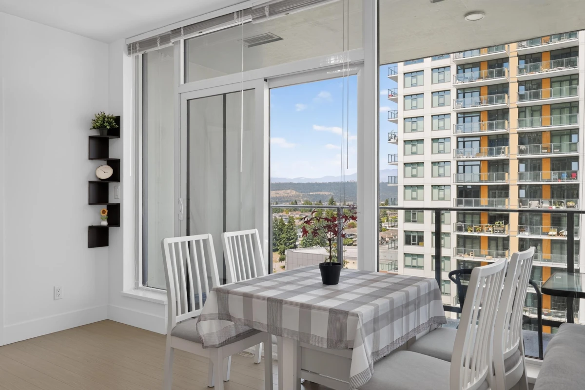 Dining Area Photo of 1705 7358 Edmonds Street, Burnaby, BC
