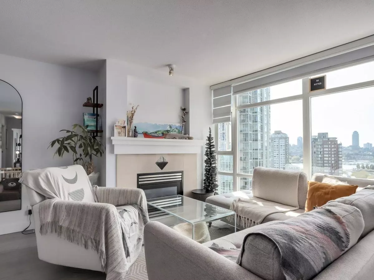 Living Room Photo of 1708 198 Aquarius Mews, Vancouver, BC