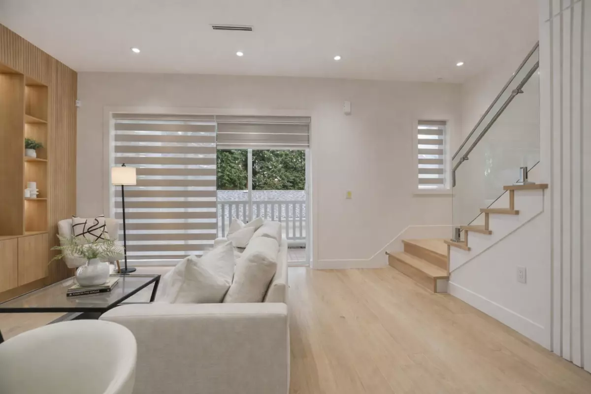 Family Room Photo of 3112 W 42nd Avenue, Vancouver, BC