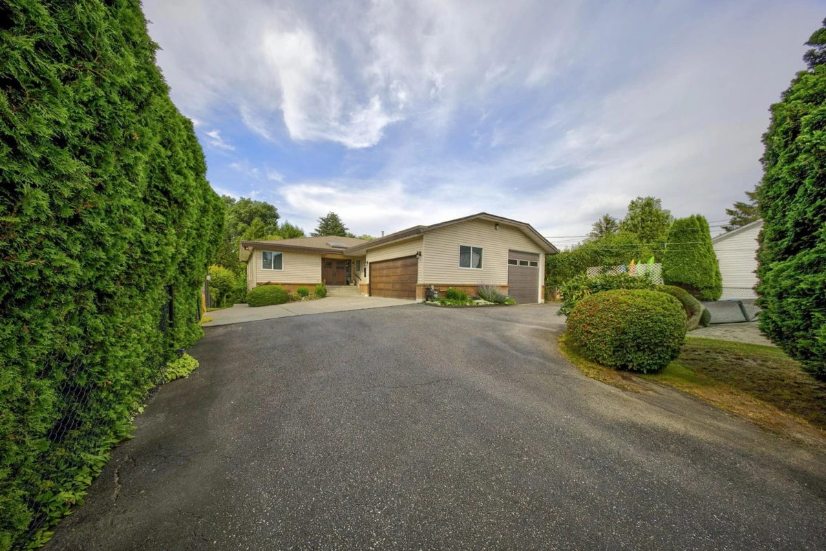 Family Room Photo of 45549 Wells Road, Chilliwack, BC