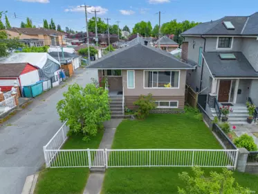 1972 E 51st Avenue, Vancouver, BC, Vancouver — Single Family Residence for sale