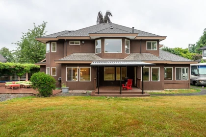 Swimming Pool Photo of 9729 180 Street, Surrey, BC