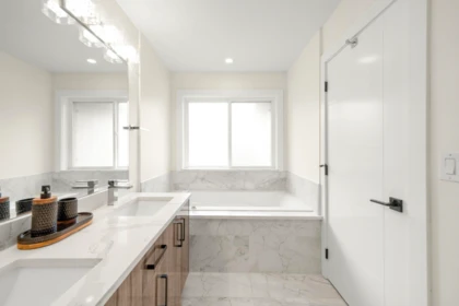 Powder Room Photo of 11042 240 Street, Maple Ridge, BC