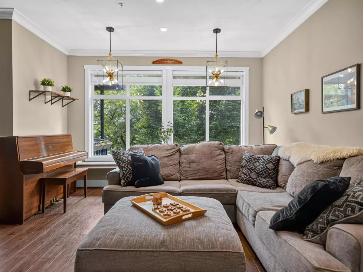 Dining Area Photo of 16 45762 Safflower Crescent, Chilliwack, BC