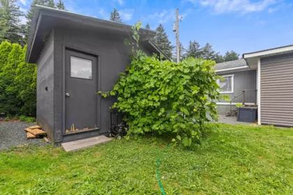 Backyard Photo of 82 5742 Unsworth Road, Chilliwack, BC