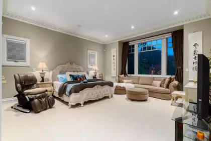Hallway Photo of 3402 Osler Street, Vancouver, BC