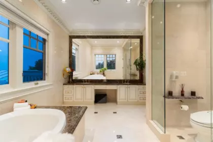 Mudroom Photo of 3402 Osler Street, Vancouver, BC