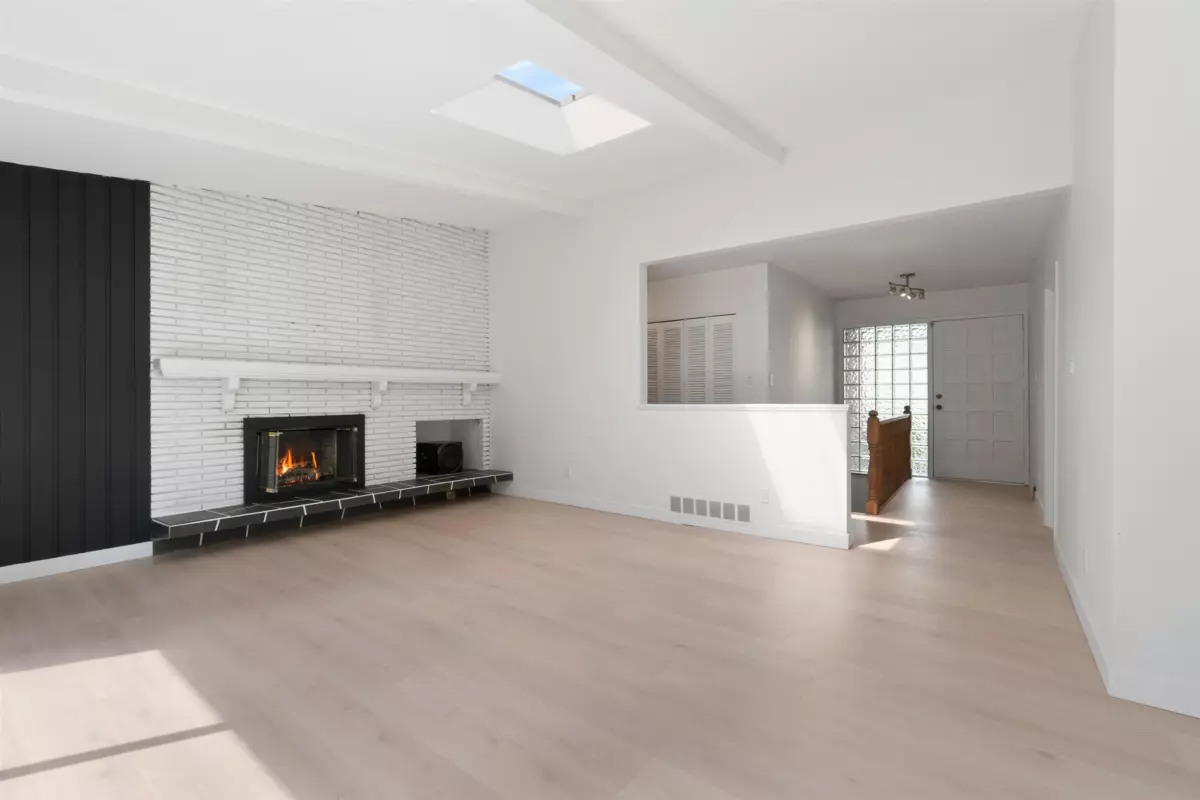 Family Room Photo of 1177 E 15th Street, North Vancouver, BC