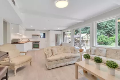 Breakfast Nook Photo of 1177 E 15th Street, North Vancouver, BC