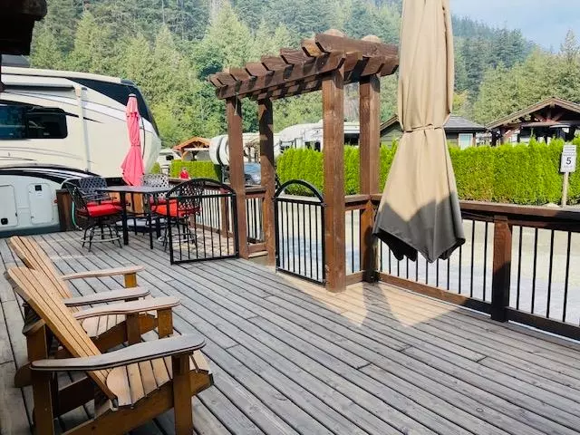 Living Room Photo of 164/165 640 Hot Springs Road, Harrison Hot Springs, BC