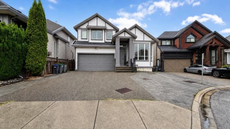 14771 58b Avenue, Surrey, BC, Surrey — Single Family Residence for sale