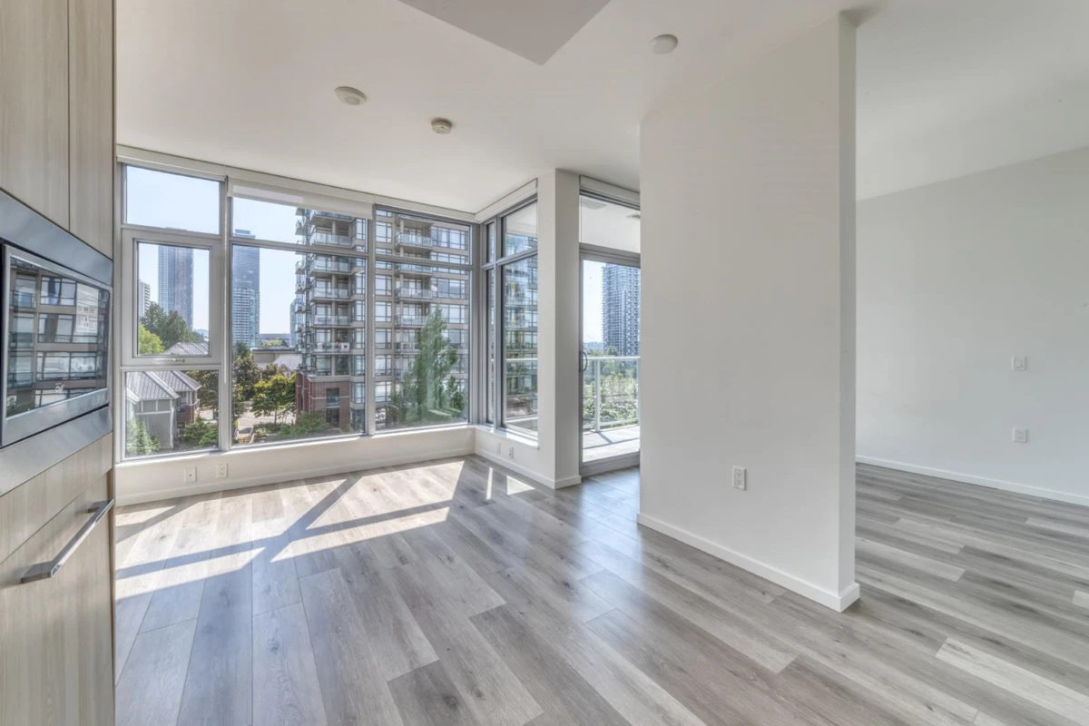 Living Room Photo of 703 1888 Gilmore Avenue, Burnaby, BC
