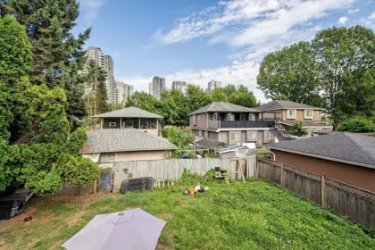 Basement Recreation Room Photo of 5430 Melbourne Street, Vancouver, BC