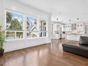 Breakfast Nook Photo of 337 171a Street, Surrey, BC