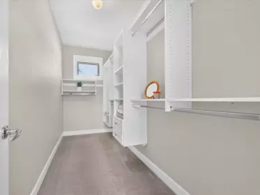 Laundry Room Photo of 337 171a Street, Surrey, BC