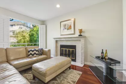 Kitchen Photo of 102 Aspenwood Drive, Port Moody, BC
