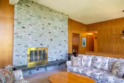 Breakfast Nook Photo of 2610 Gunwhale Road, Pender Island, BC