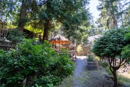 Outdoor Kitchen Photo of 2610 Gunwhale Road, Pender Island, BC