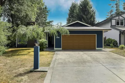 15584 98 Avenue, Surrey, BC, Surrey — Single Family Residence for sale