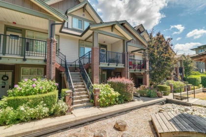 208 6655 192 Street, Surrey, BC, Surrey — Townhouse for sale