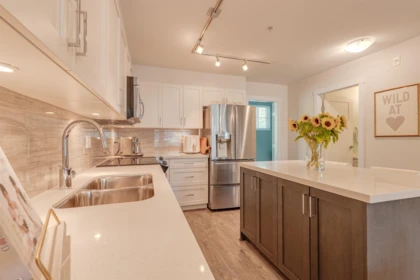 Kitchen Photo of 208 6655 192 Street, Surrey, BC