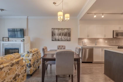 Office / Den Photo of 208 6655 192 Street, Surrey, BC