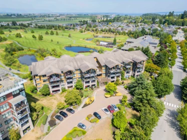 301 5099 Springs Boulevard, Delta, BC, Delta — Apartment/Condo for sale
