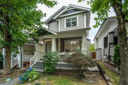 Family Room Photo of 10295 243a Street, Maple Ridge, BC