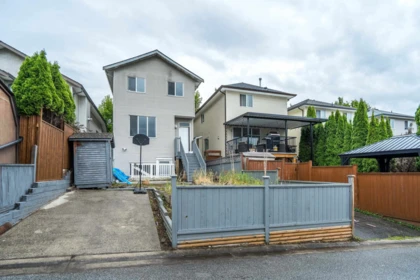 Fitness Center Photo Near 10295 243a Street, Maple Ridge, BC